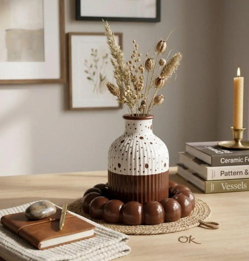 Small Vase and bubble tray
